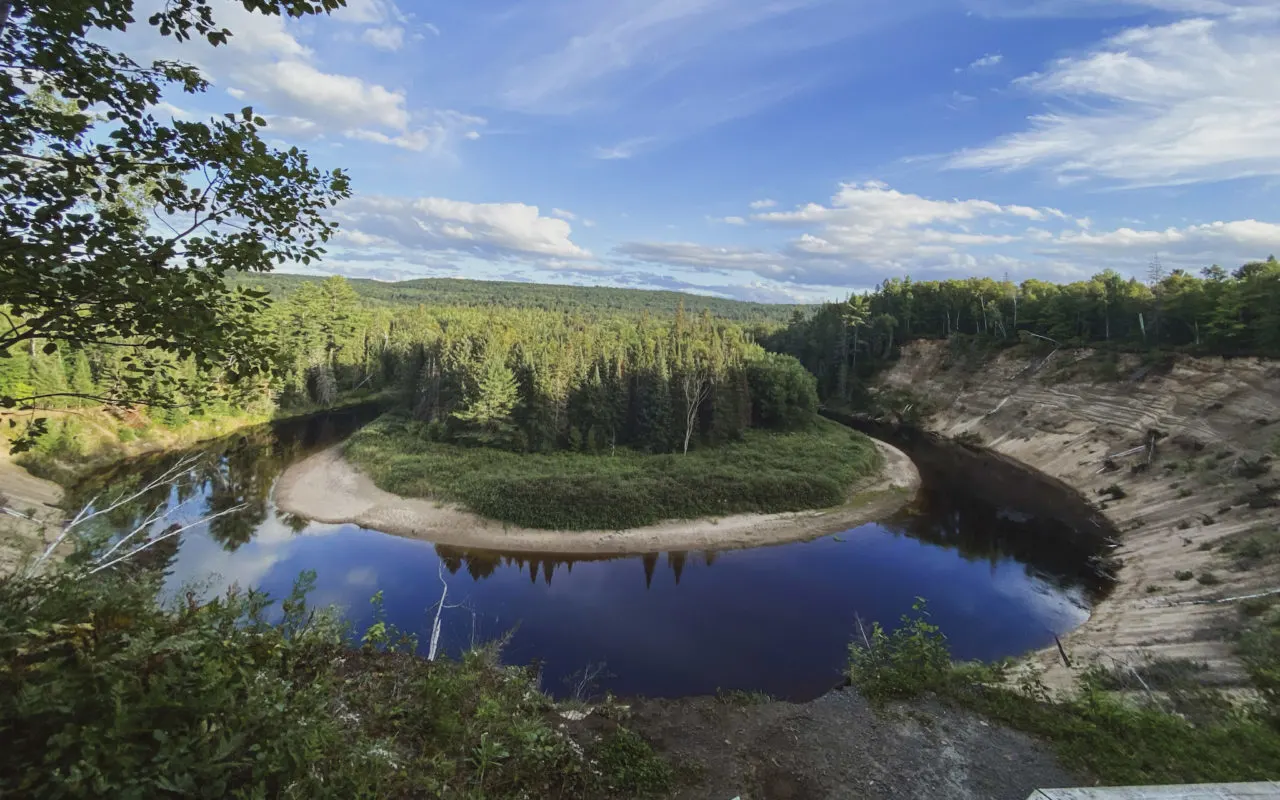 treed area surrounded by water | huntsville attractions - arrowhead provincial park