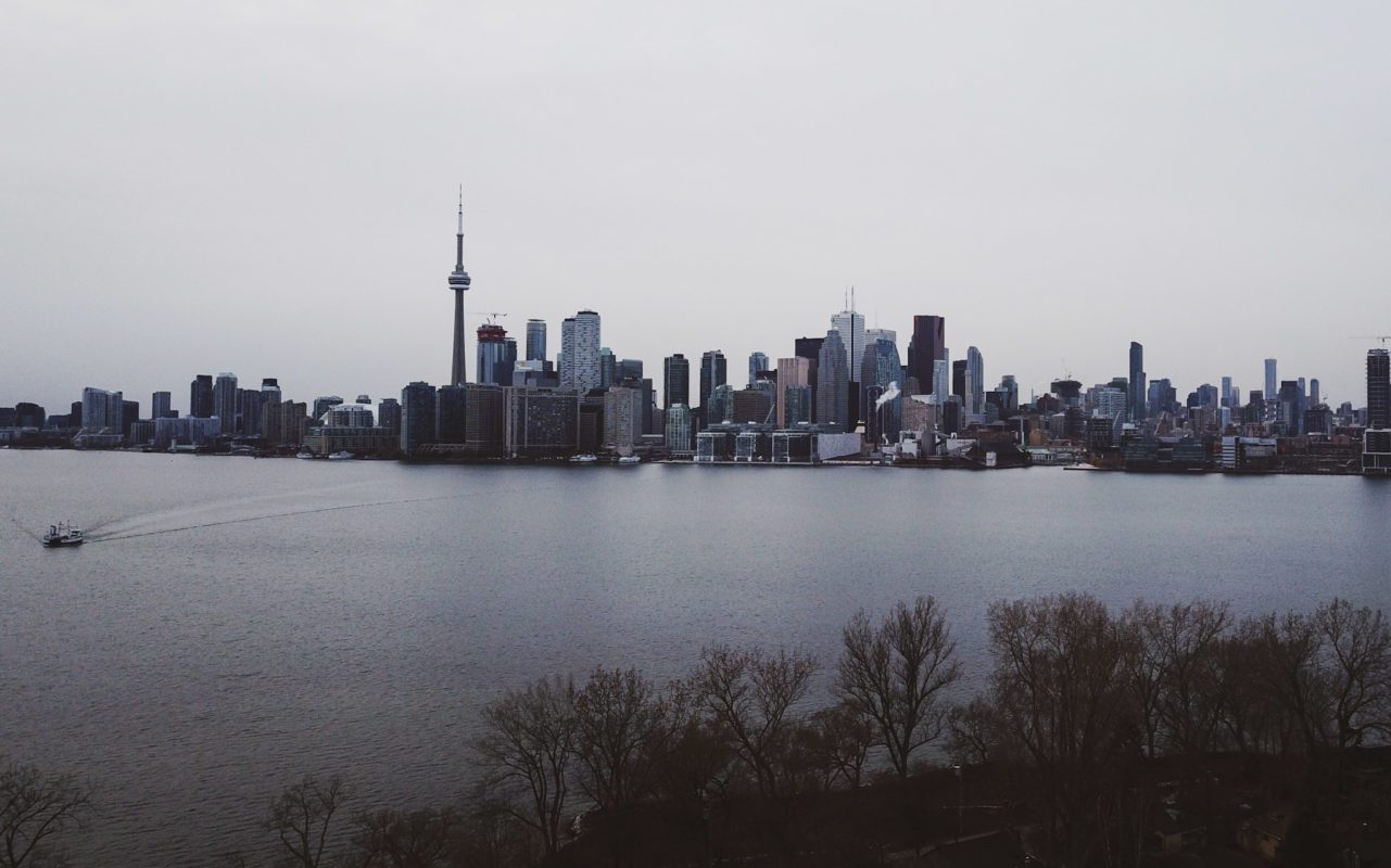 view of Toronto from Center Island | lake ontario beaches